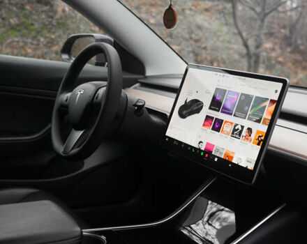 Черный Тесла Модель 3, объемом двигателя 0 л и пробегом 195 тыс. км за 19919 $, фото 18 на Automoto.ua