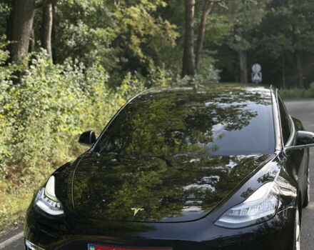 Черный Тесла Модель 3, объемом двигателя 0 л и пробегом 178 тыс. км за 16200 $, фото 1 на Automoto.ua