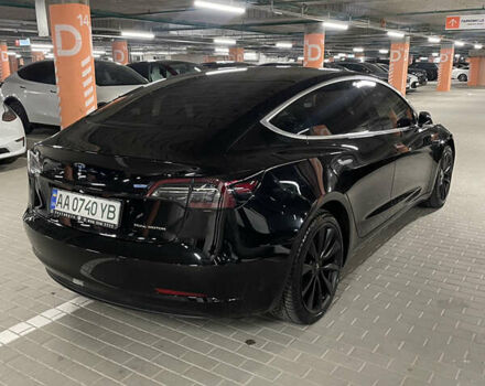 Тесла Модель 3 2019 в Киеве на Automoto.ua Черный Тесла Модель 3, объемом двигателя 0 л и пробегом 102 тыс. км за 19999 $, фото 4 на Automoto.ua