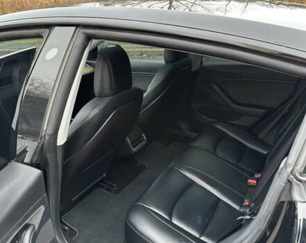 Черный Тесла Модель 3, объемом двигателя 0 л и пробегом 185 тыс. км за 20000 $, фото 15 на Automoto.ua