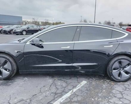 Черный Тесла Модель 3, объемом двигателя 0 л и пробегом 37 тыс. км за 8900 $, фото 3 на Automoto.ua