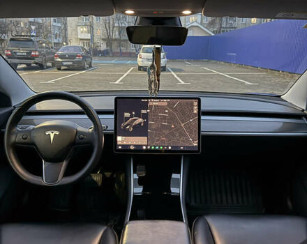 Чорний Тесла Модель 3, об'ємом двигуна 0 л та пробігом 114 тис. км за 16900 $, фото 10 на Automoto.ua