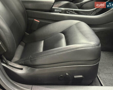 Черный Тесла Модель 3, объемом двигателя 0 л и пробегом 209 тыс. км за 17900 $, фото 58 на Automoto.ua