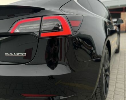 Черный Тесла Модель 3, объемом двигателя 0 л и пробегом 47 тыс. км за 18000 $, фото 4 на Automoto.ua