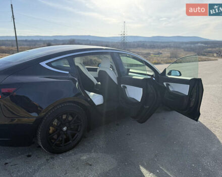 Чорний Тесла Модель 3, об'ємом двигуна 0 л та пробігом 39 тис. км за 17500 $, фото 9 на Automoto.ua