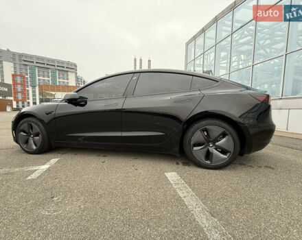 Чорний Тесла Модель 3, об'ємом двигуна 0 л та пробігом 124 тис. км за 15300 $, фото 4 на Automoto.ua