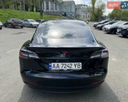 Черный Тесла Модель 3, объемом двигателя 0 л и пробегом 130 тыс. км за 17999 $, фото 14 на Automoto.ua