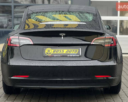 Черный Тесла Модель 3, объемом двигателя 0 л и пробегом 95 тыс. км за 16800 $, фото 4 на Automoto.ua