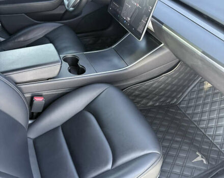 Чорний Тесла Модель 3, об'ємом двигуна 0 л та пробігом 92 тис. км за 19500 $, фото 18 на Automoto.ua