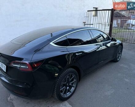 Чорний Тесла Модель 3, об'ємом двигуна 0 л та пробігом 197 тис. км за 18600 $, фото 2 на Automoto.ua