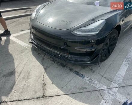 Чорний Тесла Модель 3, об'ємом двигуна 0 л та пробігом 160 тис. км за 12500 $, фото 10 на Automoto.ua