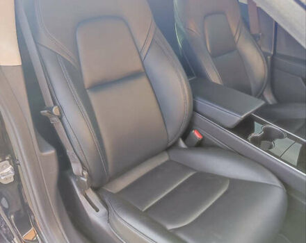 Чорний Тесла Модель 3, об'ємом двигуна 0 л та пробігом 96 тис. км за 17999 $, фото 21 на Automoto.ua