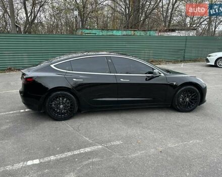 Чорний Тесла Модель 3, об'ємом двигуна 0 л та пробігом 98 тис. км за 16600 $, фото 15 на Automoto.ua