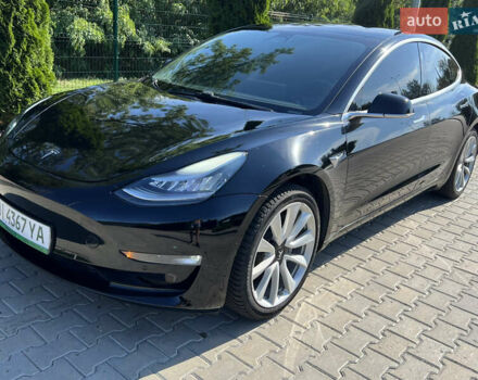 Черный Тесла Модель 3, объемом двигателя 0 л и пробегом 142 тыс. км за 16100 $, фото 1 на Automoto.ua