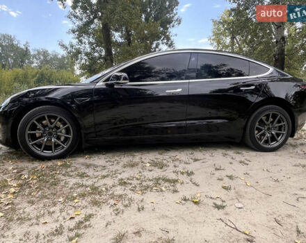 Чорний Тесла Модель 3, об'ємом двигуна 0 л та пробігом 157 тис. км за 18500 $, фото 14 на Automoto.ua