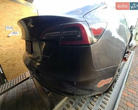 Черный Тесла Модель 3, объемом двигателя 0 л и пробегом 138 тыс. км за 8999 $, фото 5 на Automoto.ua