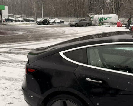 Черный Тесла Модель 3, объемом двигателя 0 л и пробегом 125 тыс. км за 16500 $, фото 32 на Automoto.ua