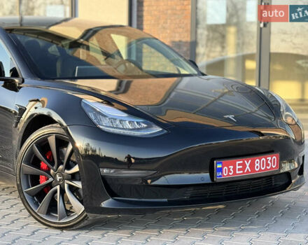 Чорний Тесла Модель 3, об'ємом двигуна 0 л та пробігом 117 тис. км за 18999 $, фото 9 на Automoto.ua