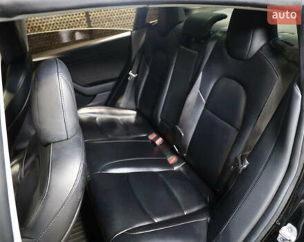 Чорний Тесла Модель 3, об'ємом двигуна 0 л та пробігом 163 тис. км за 15600 $, фото 26 на Automoto.ua