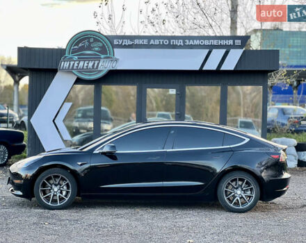 Чорний Тесла Модель 3, об'ємом двигуна 0 л та пробігом 201 тис. км за 14300 $, фото 2 на Automoto.ua