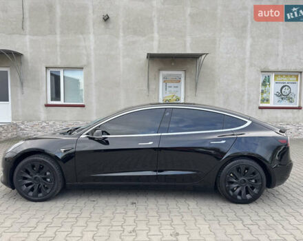 Чорний Тесла Модель 3, об'ємом двигуна 0 л та пробігом 81 тис. км за 15500 $, фото 7 на Automoto.ua