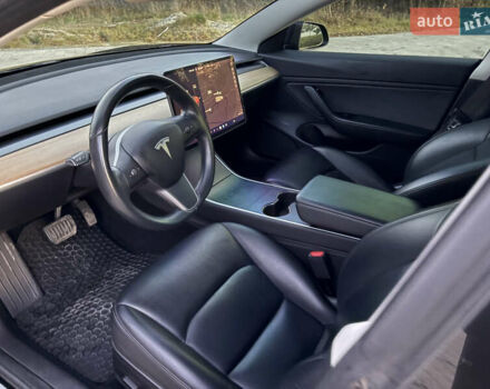Черный Тесла Модель 3, объемом двигателя 0 л и пробегом 132 тыс. км за 14999 $, фото 20 на Automoto.ua