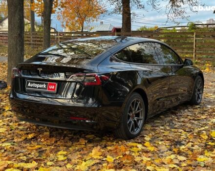 Черный Тесла Модель 3, объемом двигателя 0 л и пробегом 65 тыс. км за 25390 $, фото 6 на Automoto.ua