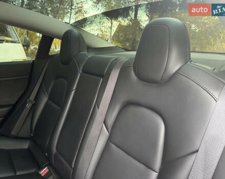 Черный Тесла Модель 3, объемом двигателя 0 л и пробегом 100 тыс. км за 22300 $, фото 10 на Automoto.ua