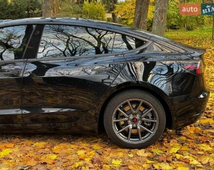 Черный Тесла Модель 3, объемом двигателя 0 л и пробегом 65 тыс. км за 25390 $, фото 9 на Automoto.ua