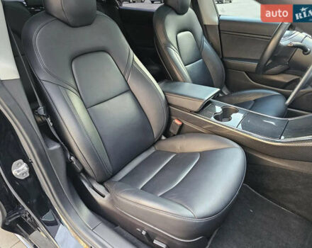 Черный Тесла Модель 3, объемом двигателя 0 л и пробегом 97 тыс. км за 20000 $, фото 25 на Automoto.ua