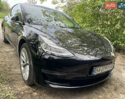 Чорний Тесла Модель 3, об'ємом двигуна 0 л та пробігом 77 тис. км за 14999 $, фото 6 на Automoto.ua