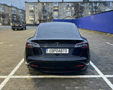 Чорний Тесла Модель 3, об'ємом двигуна 0 л та пробігом 114 тис. км за 16900 $, фото 4 на Automoto.ua