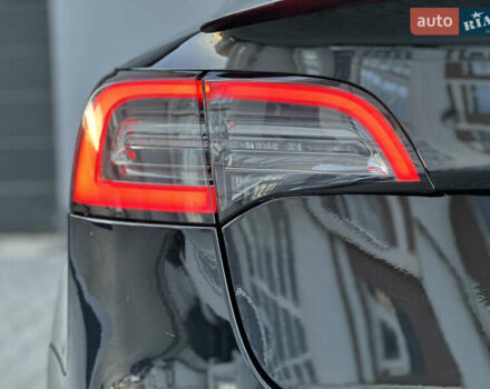 Черный Тесла Модель 3, объемом двигателя 0 л и пробегом 121 тыс. км за 19400 $, фото 39 на Automoto.ua