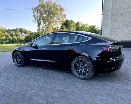 Черный Тесла Модель 3, объемом двигателя 0 л и пробегом 92 тыс. км за 15200 $, фото 5 на Automoto.ua