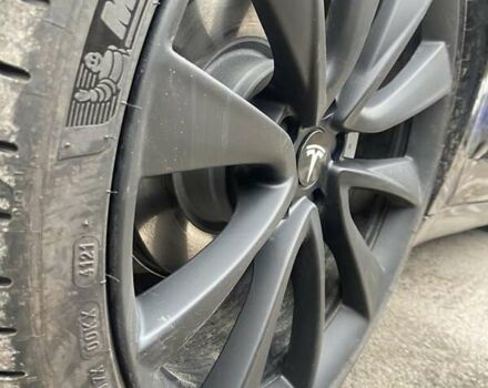 Черный Тесла Модель 3, объемом двигателя 0 л и пробегом 48 тыс. км за 19500 $, фото 7 на Automoto.ua