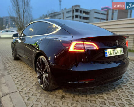 Черный Тесла Модель 3, объемом двигателя 0 л и пробегом 77 тыс. км за 20000 $, фото 40 на Automoto.ua