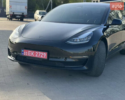 Черный Тесла Модель 3, объемом двигателя 0 л и пробегом 69 тыс. км за 15100 $, фото 3 на Automoto.ua