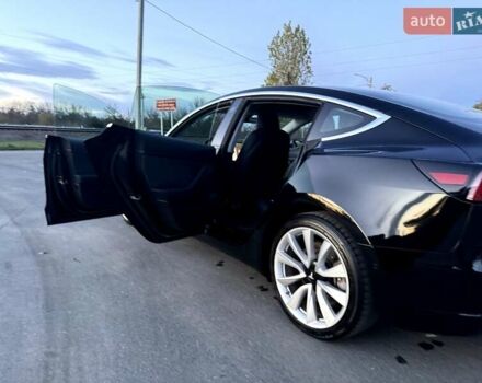 Черный Тесла Модель 3, объемом двигателя 0 л и пробегом 127 тыс. км за 15700 $, фото 6 на Automoto.ua