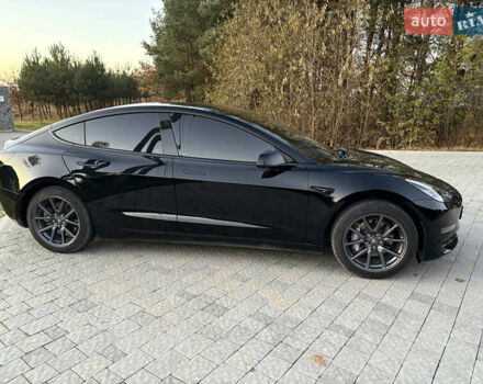 Черный Тесла Модель 3, объемом двигателя 0 л и пробегом 132 тыс. км за 14999 $, фото 7 на Automoto.ua