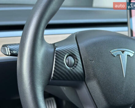 Черный Тесла Модель 3, объемом двигателя 0 л и пробегом 121 тыс. км за 19400 $, фото 69 на Automoto.ua