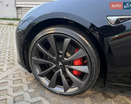 Черный Тесла Модель 3, объемом двигателя 0 л и пробегом 77 тыс. км за 20000 $, фото 31 на Automoto.ua