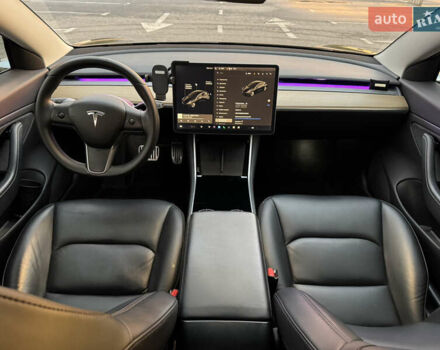 Черный Тесла Модель 3, объемом двигателя 0 л и пробегом 98 тыс. км за 17900 $, фото 10 на Automoto.ua