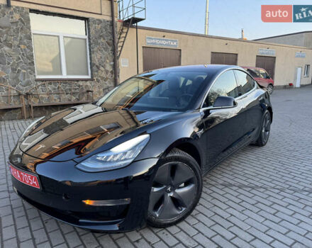 Черный Тесла Модель 3, объемом двигателя 0 л и пробегом 269 тыс. км за 12600 $, фото 3 на Automoto.ua