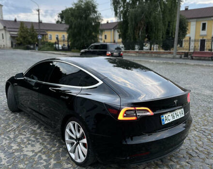 Чорний Тесла Модель 3, об'ємом двигуна 0 л та пробігом 130 тис. км за 18500 $, фото 5 на Automoto.ua