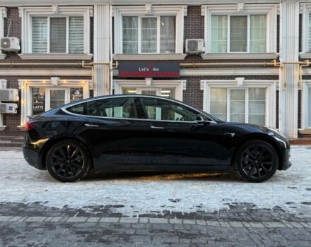 Черный Тесла Модель 3, объемом двигателя 0 л и пробегом 70 тыс. км за 17000 $, фото 2 на Automoto.ua