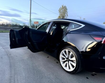 Чорний Тесла Модель 3, об'ємом двигуна 0 л та пробігом 128 тис. км за 372 $, фото 5 на Automoto.ua