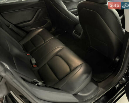 Черный Тесла Модель 3, объемом двигателя 0 л и пробегом 209 тыс. км за 17900 $, фото 47 на Automoto.ua