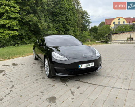 Чорний Тесла Модель 3, об'ємом двигуна 0 л та пробігом 150 тис. км за 15350 $, фото 13 на Automoto.ua