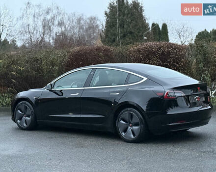 Черный Тесла Модель 3, объемом двигателя 0 л и пробегом 97 тыс. км за 14600 $, фото 10 на Automoto.ua