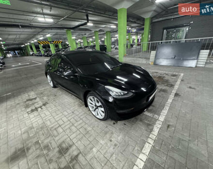 Чорний Тесла Модель 3, об'ємом двигуна 0 л та пробігом 186 тис. км за 17500 $, фото 1 на Automoto.ua
